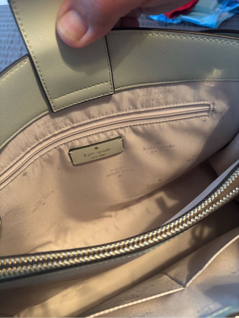 Kate Spade Pastel Green Satchel with Wallet - Picture 10 of 11